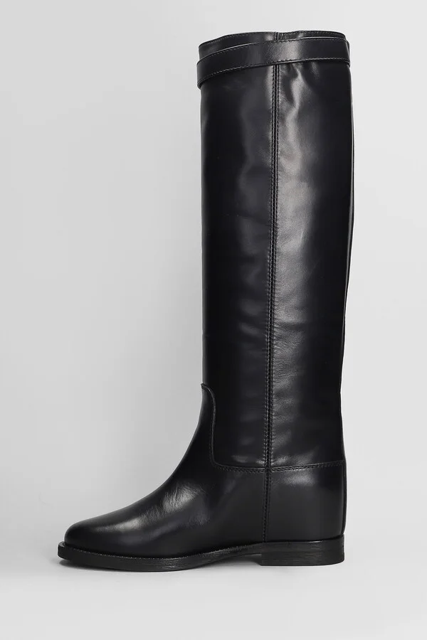 In Black Leather - Image 3