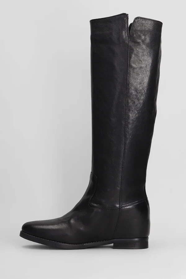 In Black Leather - Image 3