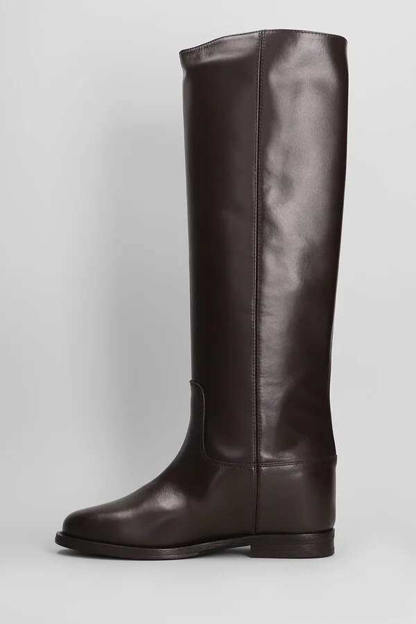 In Dark Brown Leather - Image 3