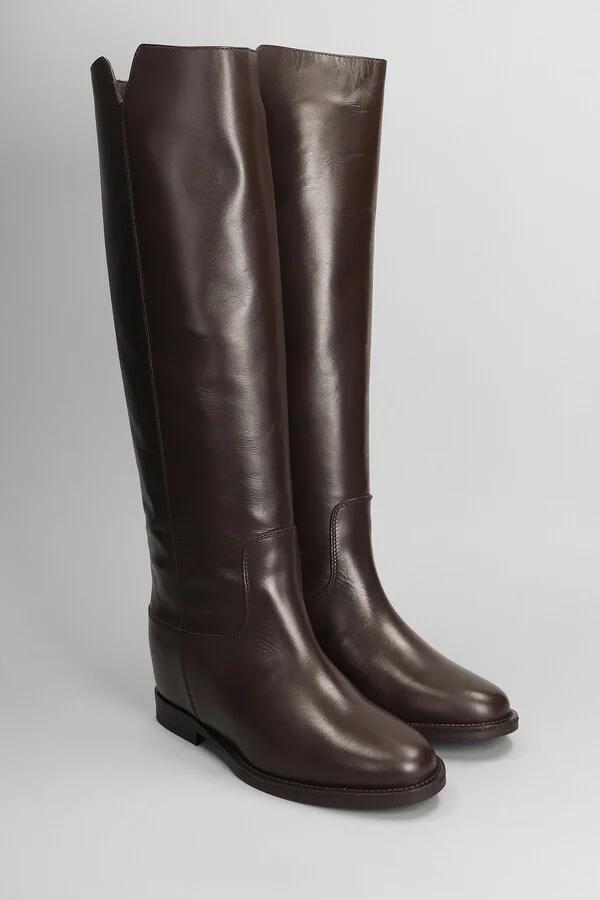 In Dark Brown Leather - Image 2