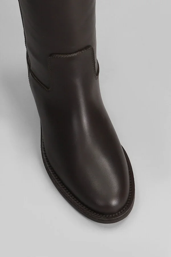 In Dark Brown Leather - Image 5