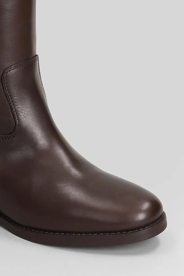 In Dark Brown Leather - Image 5
