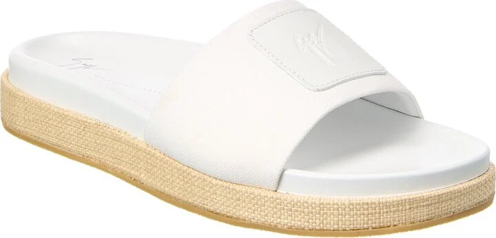 Indi Canvas Slide