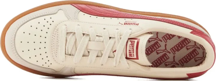 Indoor OG "Frosted Ivory/Club Red" sneakers