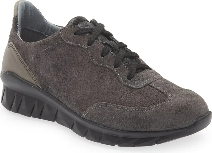 Infinity Colorblock Sneaker
