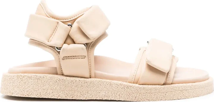 Inner touch-strap leather sandals