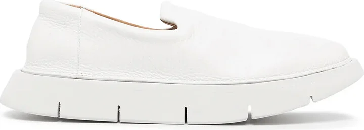 Intagliata leather loafers