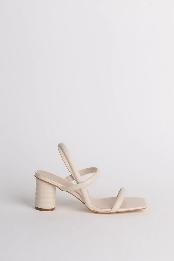 Intentionally Blank Kifton Leather Heel in Cream - Image 3