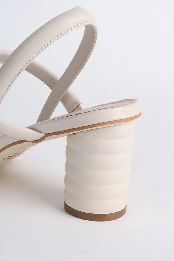 Intentionally Blank Kifton Leather Heel in Cream - Image 5
