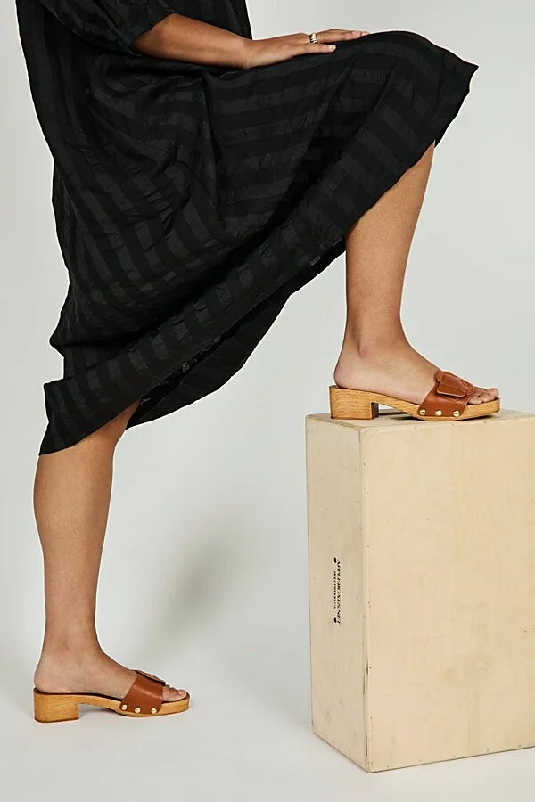 Intentionally Blank Mar Clog Sandal in Canyon - Image 3