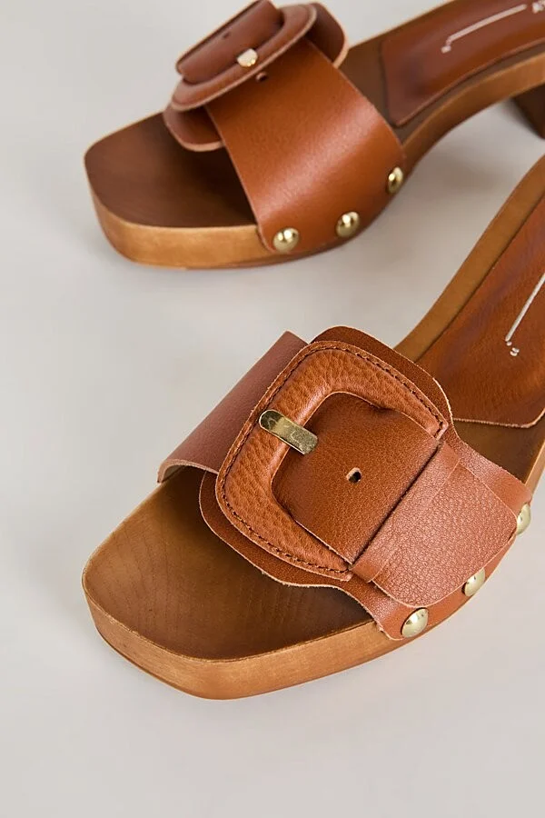 Intentionally Blank Mar Clog Sandal in Canyon - Image 4