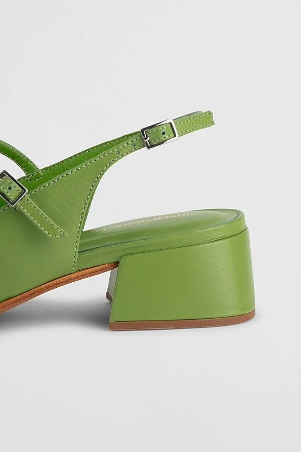 Intentionally Blank Peaches Slingback Heel in Black - Image 9