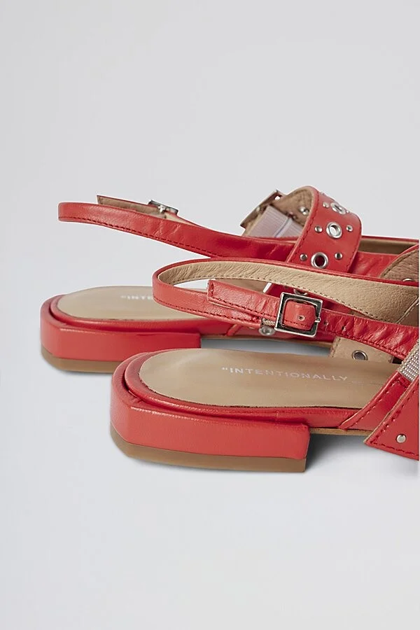 Intentionally Blank Pearl Slingback Ballet Flat in Cherry - Image 4
