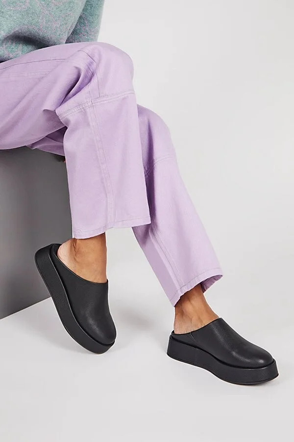 Intentionally Blank Risen Leather Platform Mule in Black - Image 2
