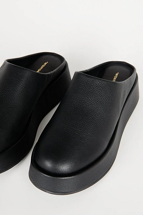 Intentionally Blank Risen Leather Platform Mule in Black - Image 3