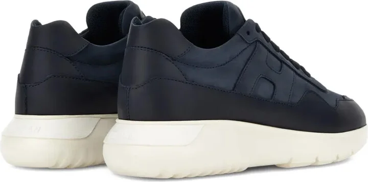 Interactive 3 sneakers - Image 3