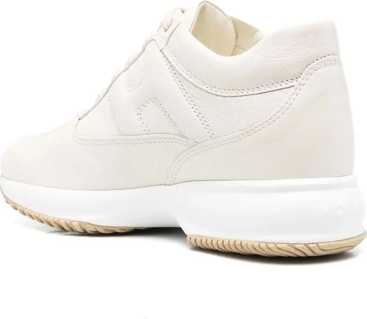 Interactive lace-up sneakers - Image 3