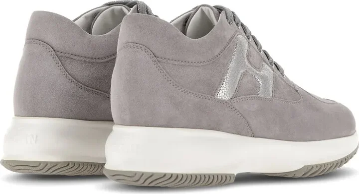 Interactive low-top sneakers - Image 3