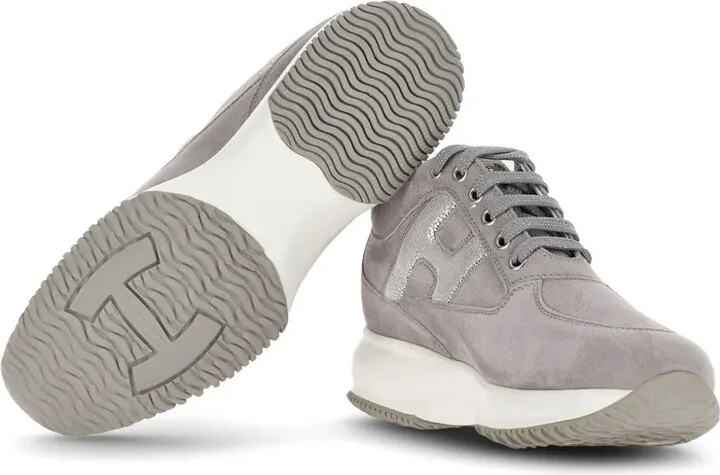 Interactive low-top sneakers - Image 4
