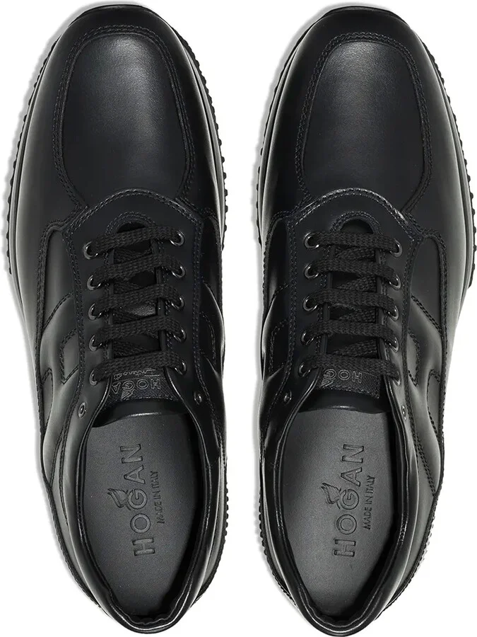 Interactive low-top sneakers - Image 4