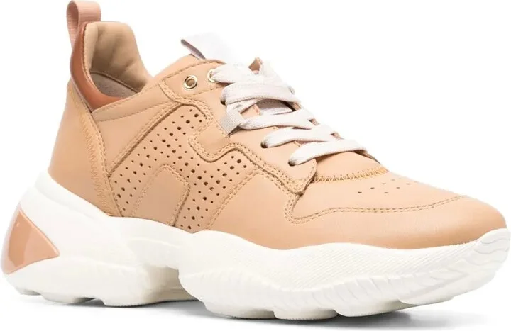 Interactive low-top sneakers - Image 2