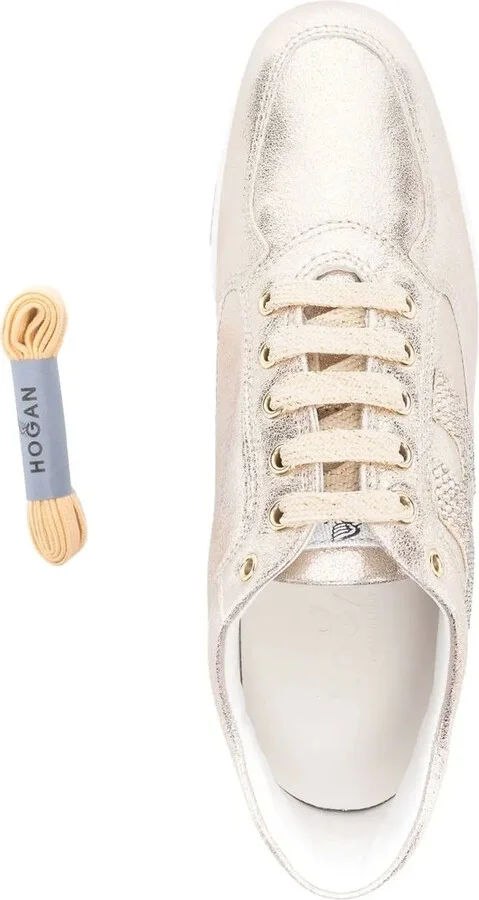 Interactive metallic low-top sneakers - Image 4