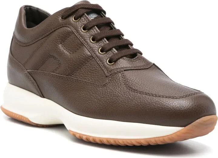 Interactive sneakers - Image 2