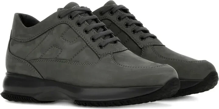 Interactive sneakers - Image 2