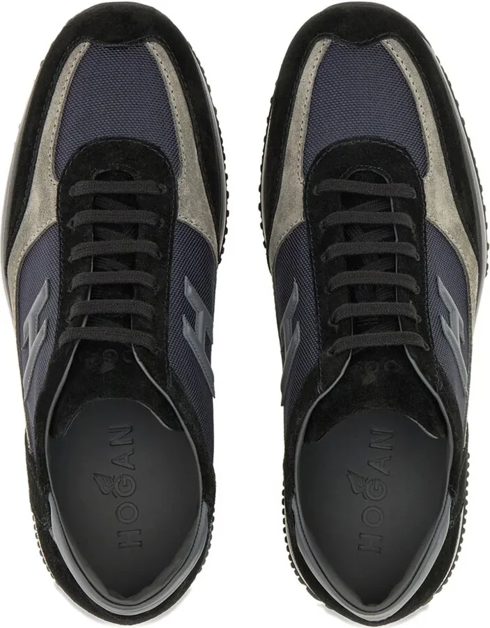 Interactive sneakers - Image 4
