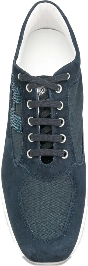 Interactive sneakers - Image 4