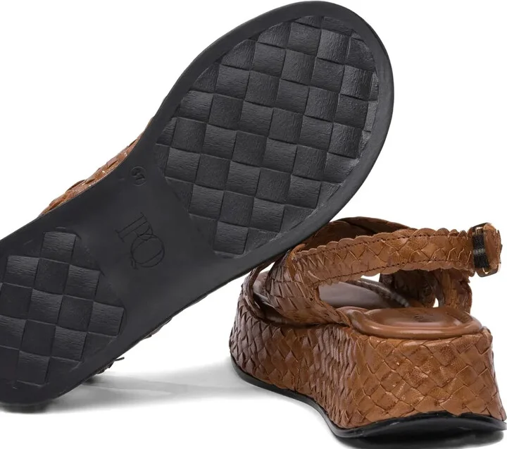 Interwoven Crossover-Strap Sandals - Image 5