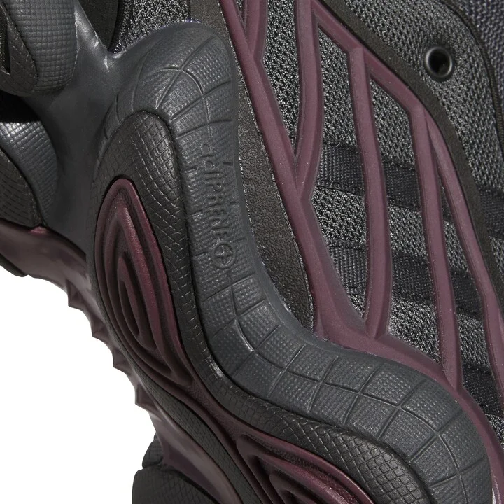 Intimidation Low Basketball Sneaker - Image 7