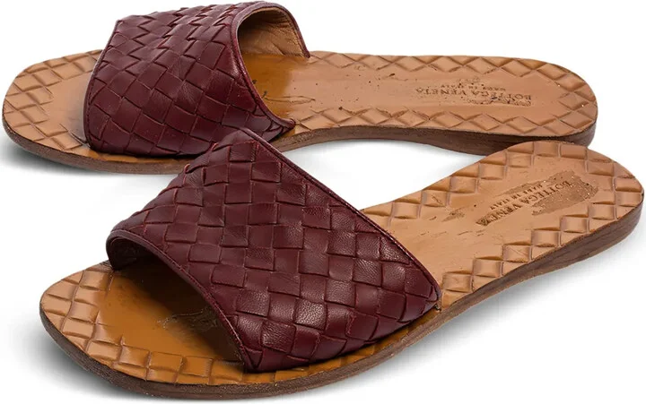 Intrecciato flat sandals