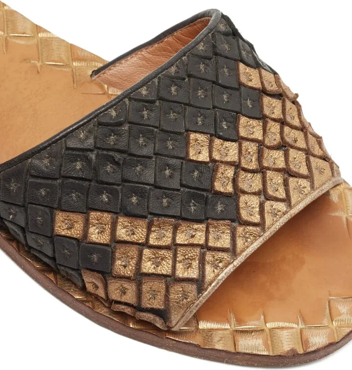 Intrecciato leather sandals - Image 4