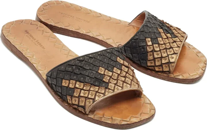 Intrecciato leather sandals
