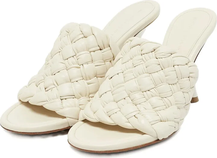 Intrecciato sandals