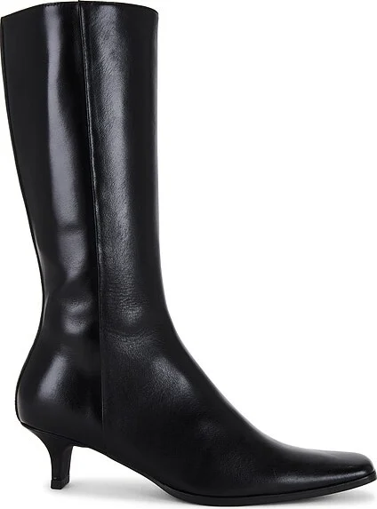 Intrepid Boots