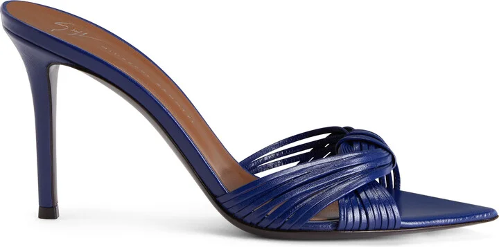 Intriigo Knot 90