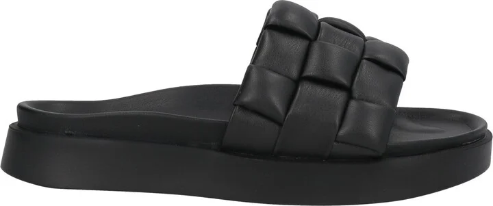 Inuikii Woman Sandals - Image 3