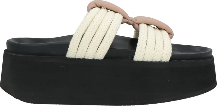 Inuikii Woman Sandals - Image 3