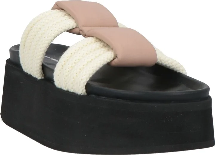 Inuikii Woman Sandals - Image 4