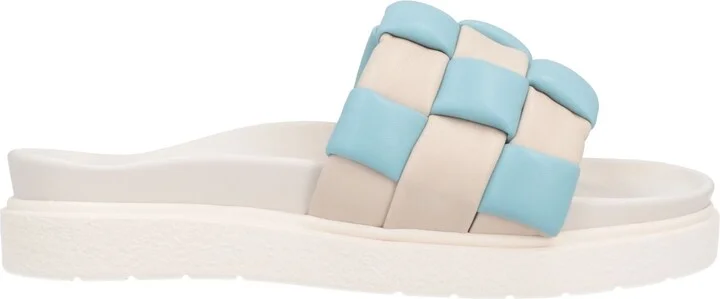 Inuikii Woman Sandals - Image 3