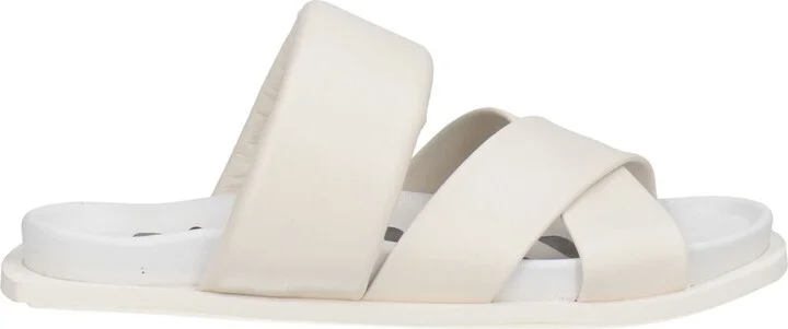 Inuikii Woman Sandals - Image 3