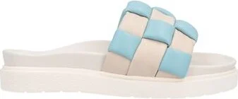 Inuikii Woman Sandals