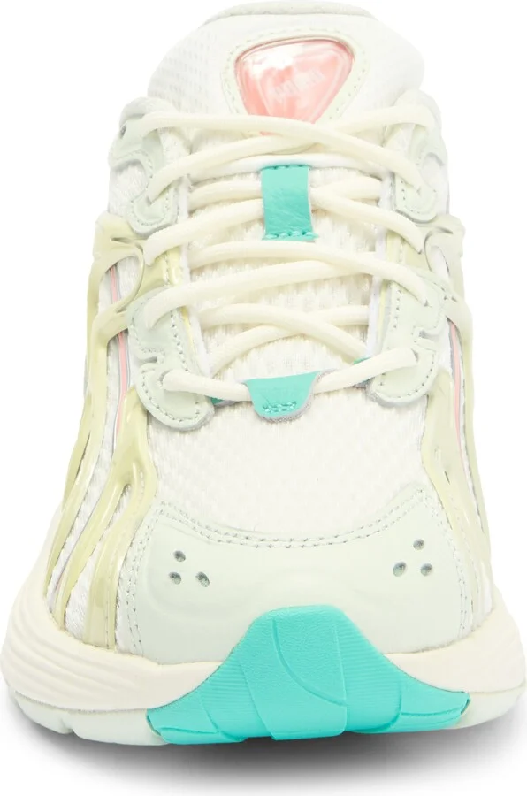 Inverse Heat Sneaker - Image 4