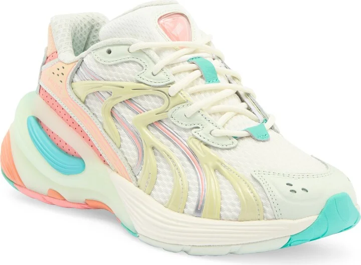 Inverse Heat Sneaker