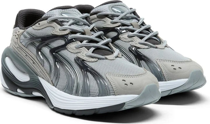 Inverse Premium Sneaker