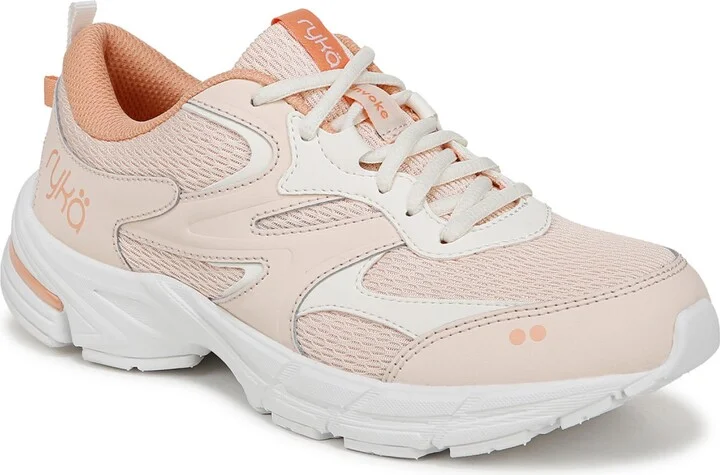 Invoke Walking Sneaker