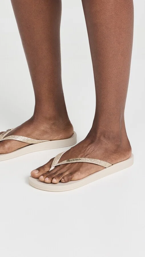 Ipanema Ana Sparkle Flip Flops - Image 5