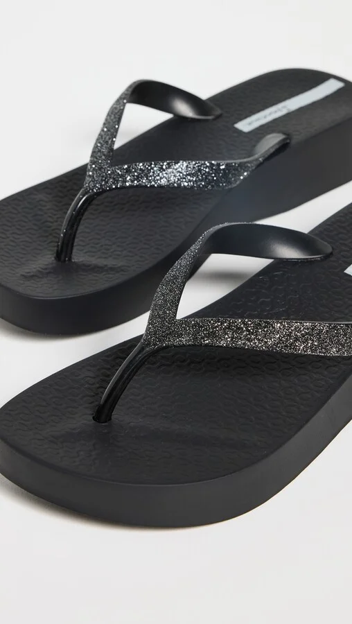 Ipanema Mesh Chic Platform Flip Flops - Image 3